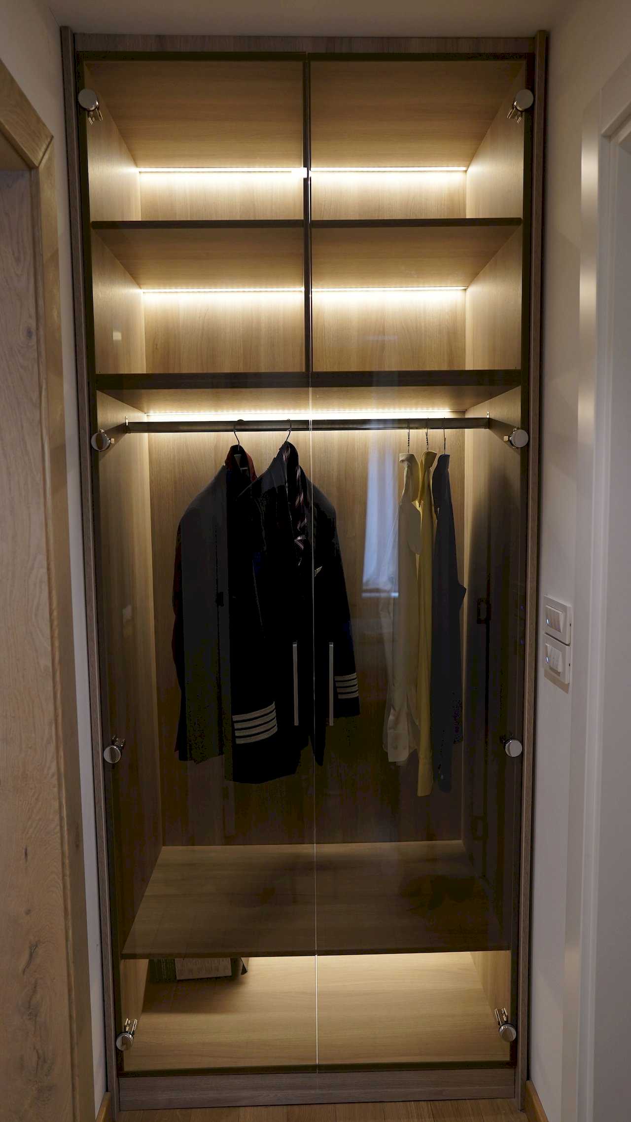 Apartment Vuk (Vuk's Monument, Belgrade) – built-in wardrobe with glass doors and LED lighting
