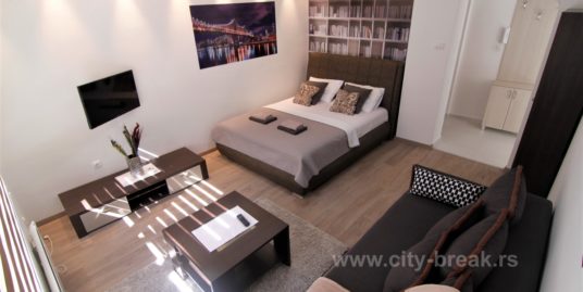 Apartman Lola